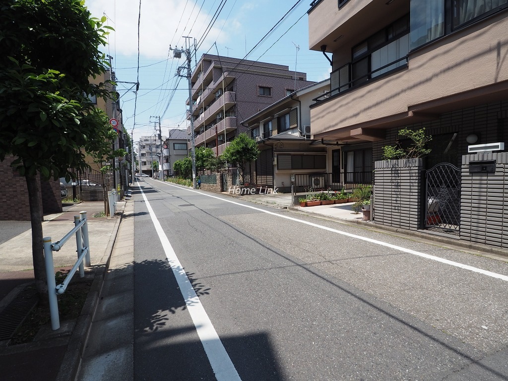ライオンズマンション板橋徳丸　前面道路